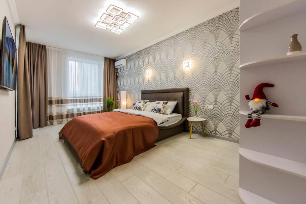 Новые Светлые Апартаменты Метро Славутич Kiew Exterior foto